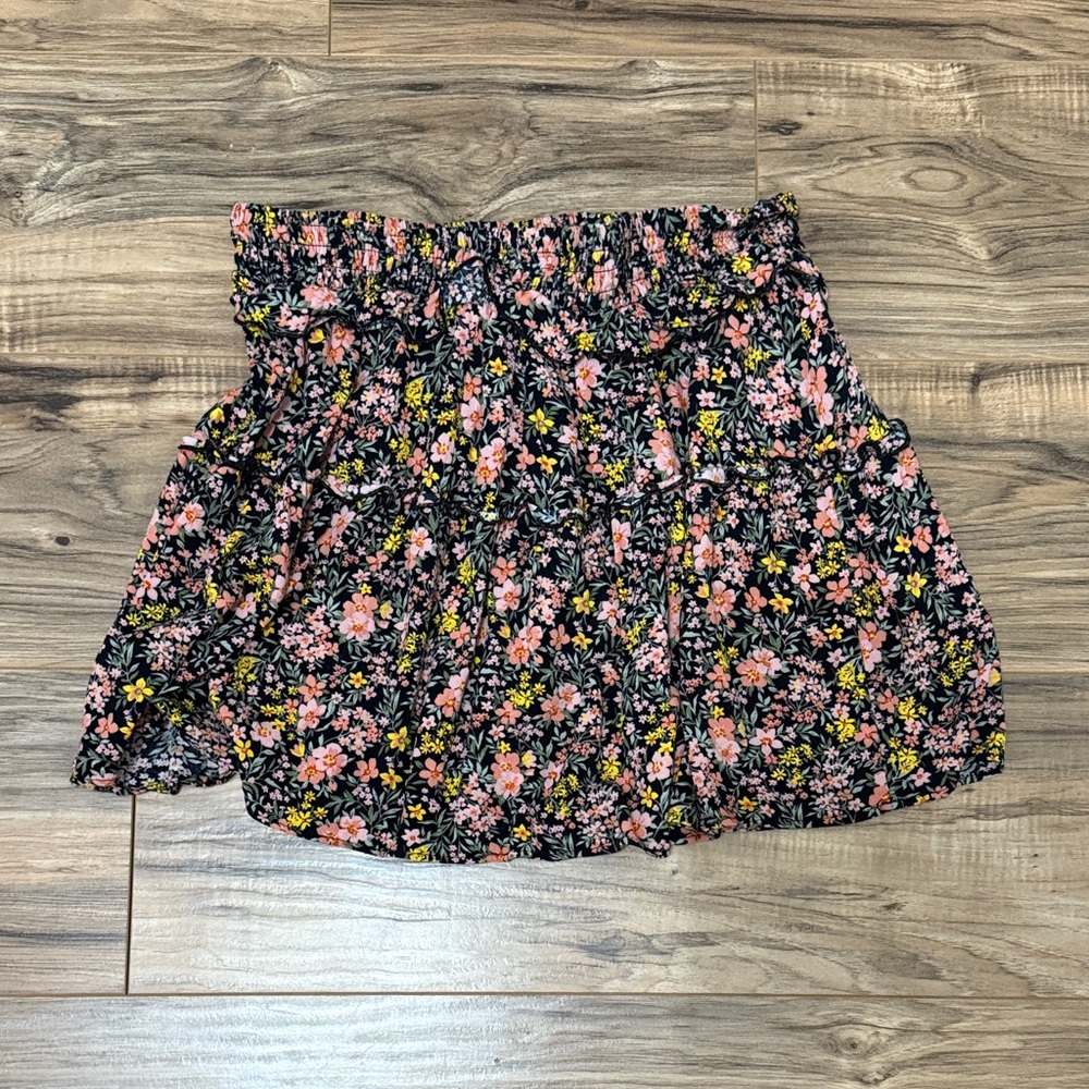 American Eagle Outfitters Black Floral Mini Skirt